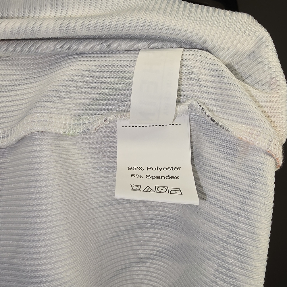 Shein Tanktop - Picture 2 of 4